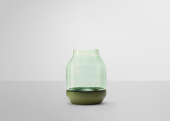 Elevated vase by Thomas Bentzen